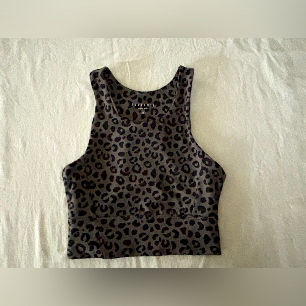 Animal print‎ sports bra size XS brand is ALLFENIX.  In brand new condition.